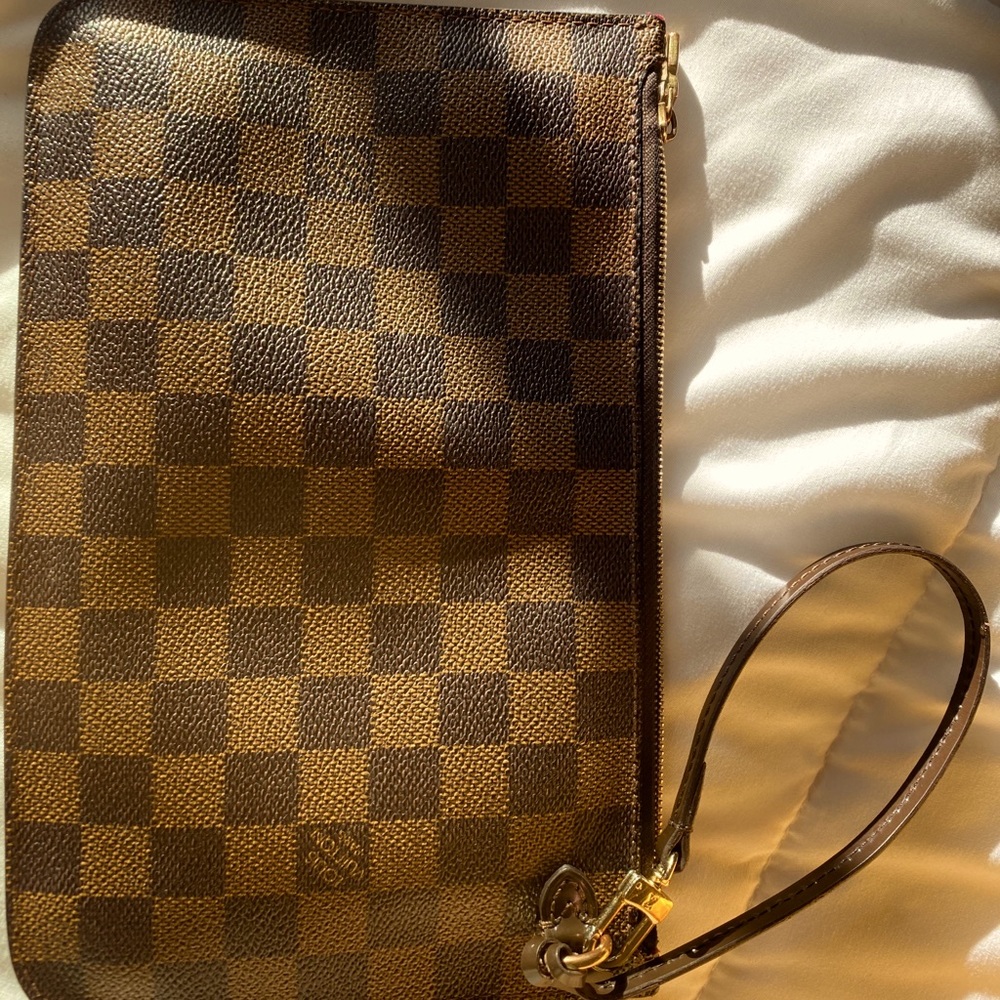 Louis Vuitton Damier Ebene Neverfull Pouch
